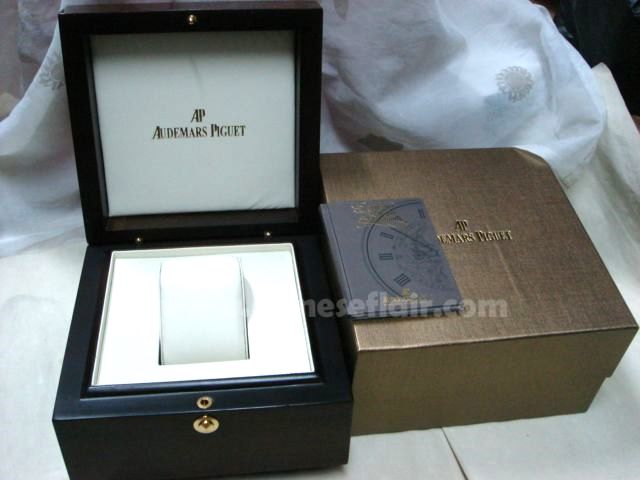 Best Quality Audemars Piguet AP Watch Box / Brown Wood